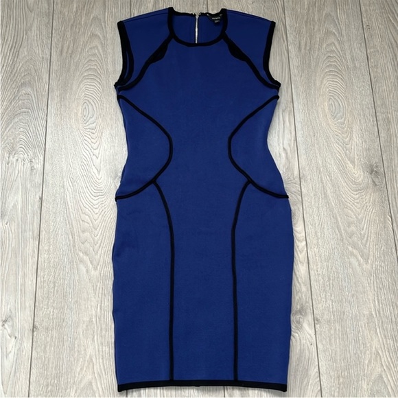 Guess Sleeveless Midi Dress Size Medium Bandage Bodycon Dress - Picture 2 of 8